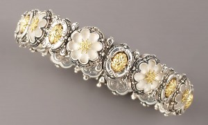 Floral bracelet