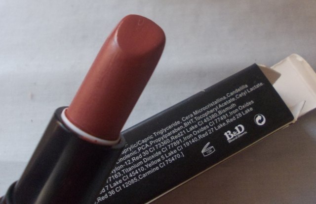 Glossy Brown Lipstick