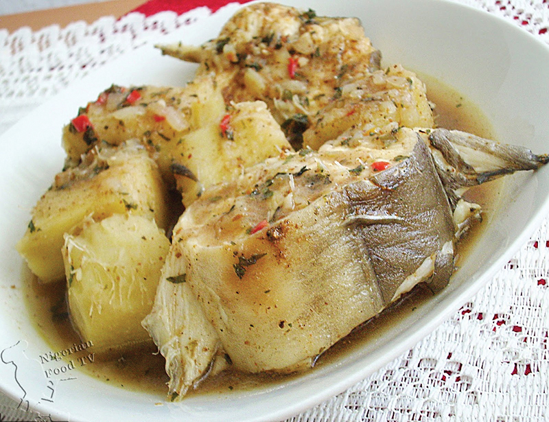 Yam and fresh pepper soup----Nigerianfoodtv.com