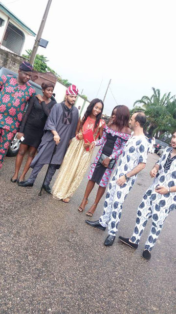 couple n frnds