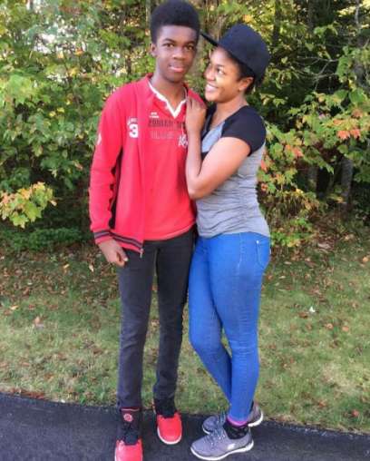 omoni-and-tobe