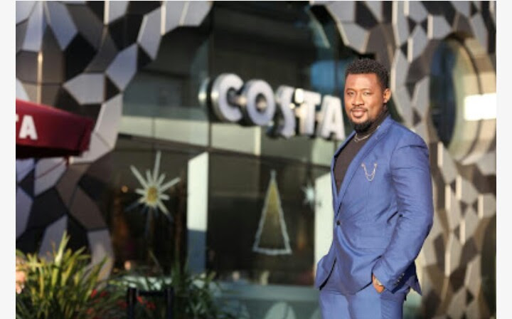 1481185372121781074929