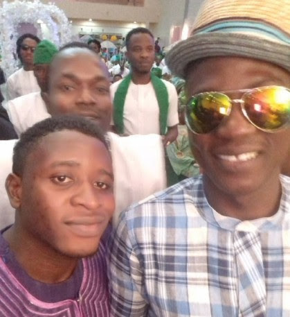 1482925469503-851374593