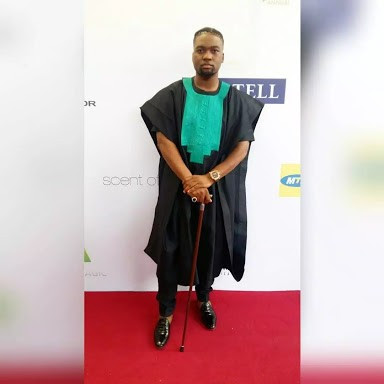 1488810898570-823851063