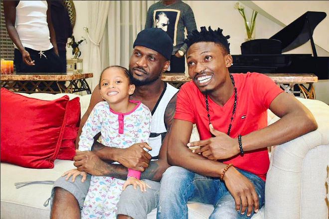 efe-psquare-1