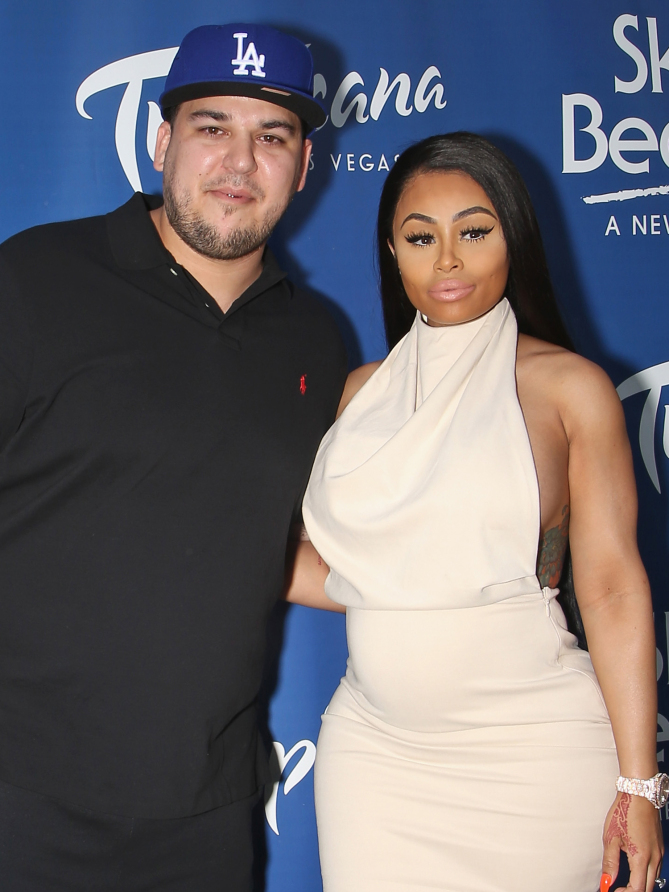 All You Need To Know About Rob Kardashian And Blac Chyna S Rocky Relationship Vanguard Allure