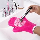 Item used to wash makeup brushes