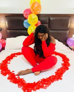 Actress, Chizzy Alichi engaged, flaunts her beautiful ring (Photos)