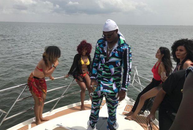 LBee releases music video For new single, Single ‘Santorini’