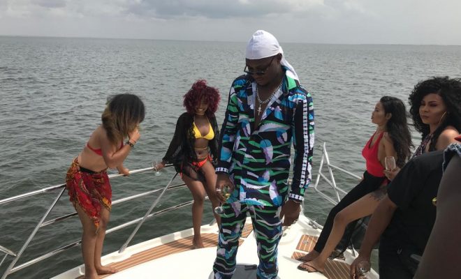 LBee releases music video For new single, Single ‘Santorini’