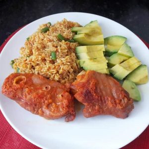 Plate of slim rice with turkey, best meal for weight loss.