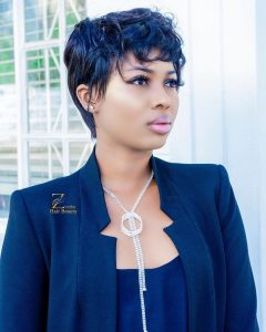 Simple hairstyles to rock this holiday 