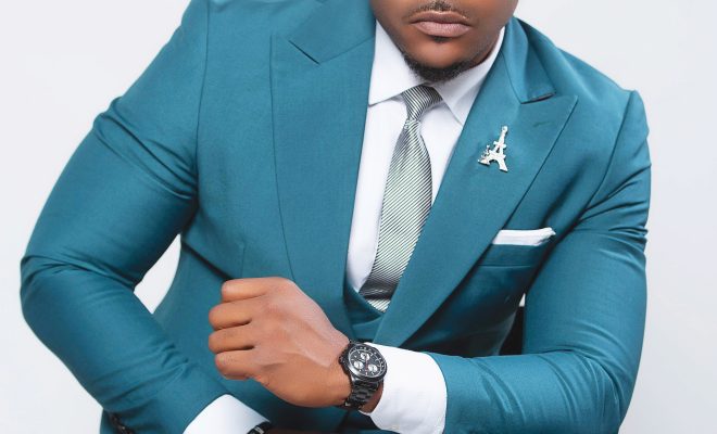Cover: BOLANLE NINALOWO - Man on a mission