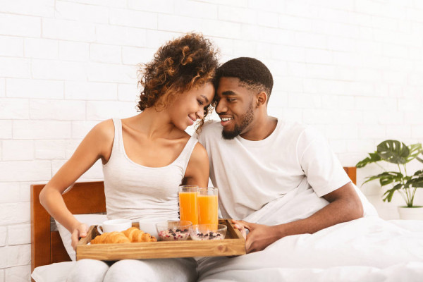 HOW TO GET YOUR BEDROOM READY FOR ROMANCE