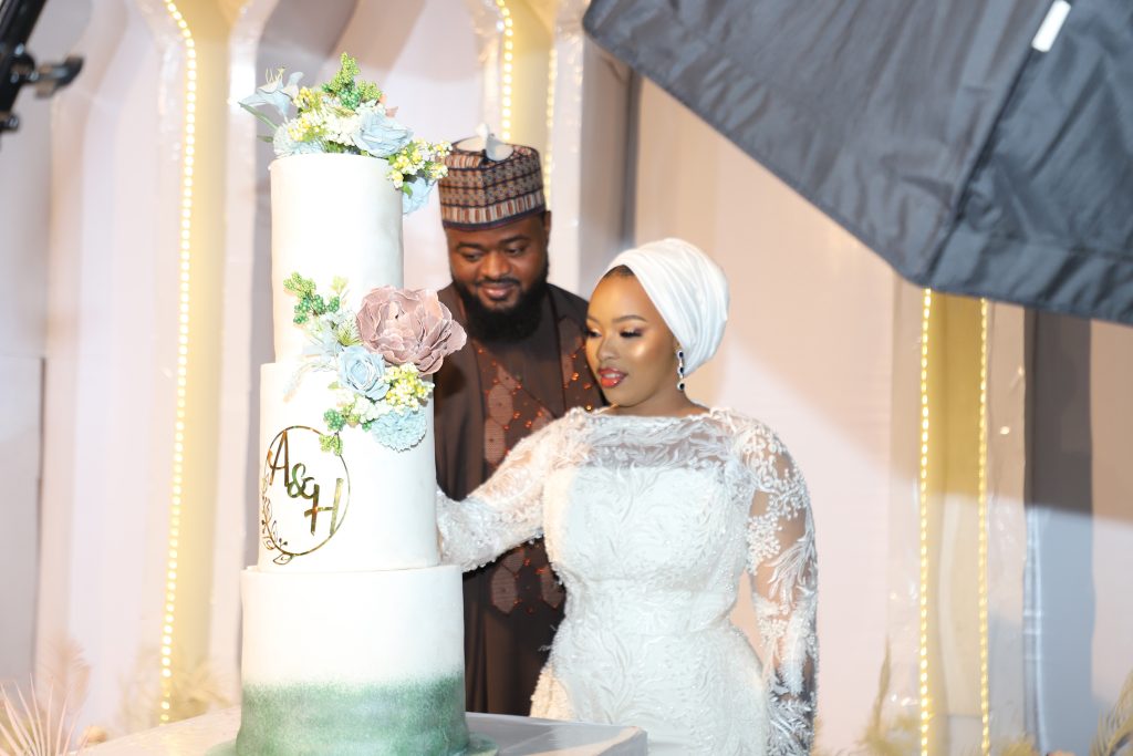 Hadiza-Bashir-Jamoh-and-her-groom-Abba-Kabir-Dankaura2