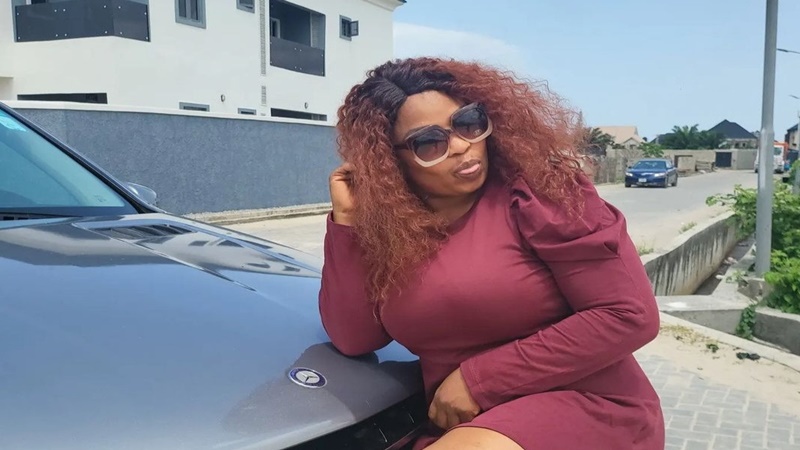 Laide Bakare