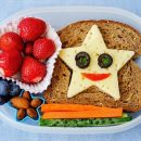 How to choose healthy snacks for young children