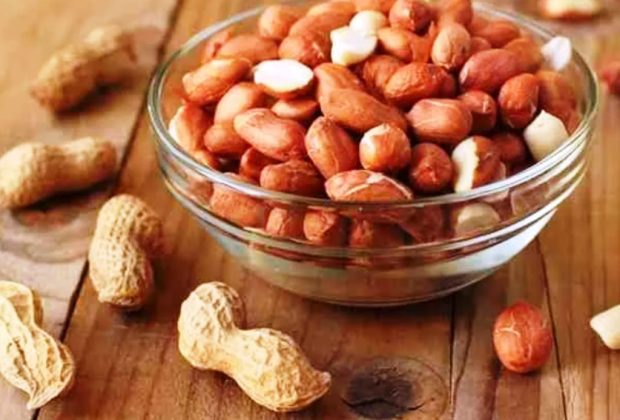 The health benefits of eating groundnuts (peanuts)