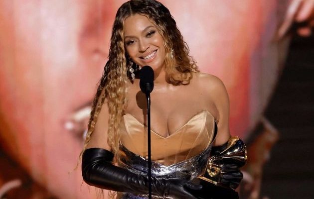 Beyoncé becomes most decorated Grammy recipient