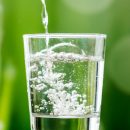 7 reasons you should drink warm water daily
